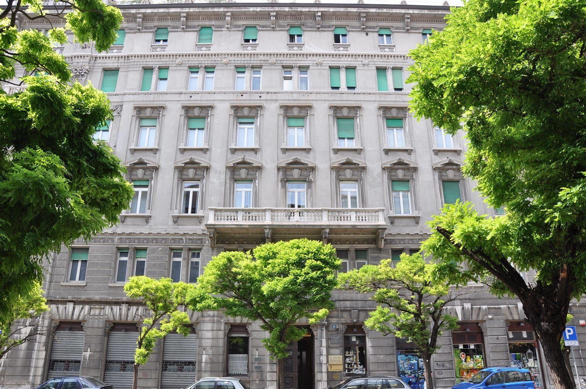Residence San Marco Trieste Extérieur photo